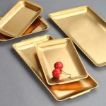 سینی پذیرایی استیل طلایی سایز 32
